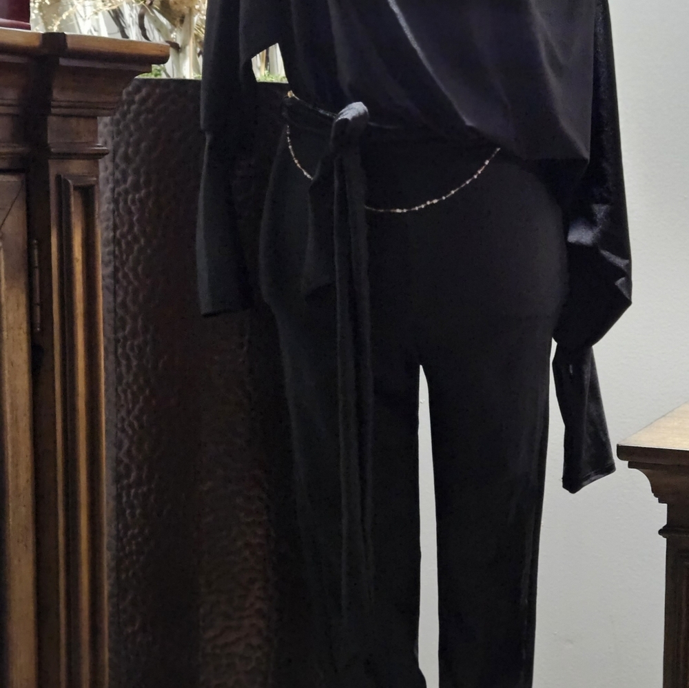 Jumper - Picture 3 of 4